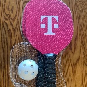 T-MOBILE PickleBall Racket Set